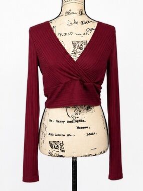 SHEIN Burgundy Ribbed Wrap Crop Top
